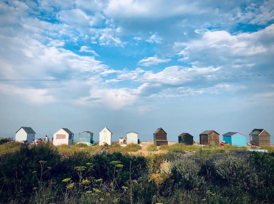 Northdene Cottage - Cosy Old Fisherman'S Cottage Two Mins From Sea - Free Parking - Wood Burning Stove - Roll Top Bath - Dog Friendly Дил Экстерьер фото