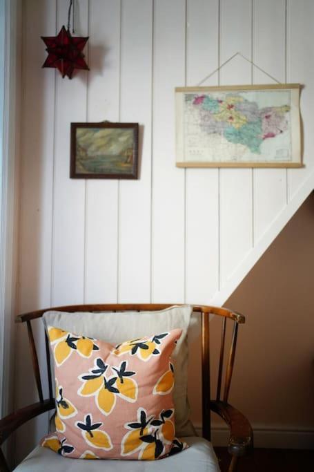 Northdene Cottage - Cosy Old Fisherman'S Cottage Two Mins From Sea - Free Parking - Wood Burning Stove - Roll Top Bath - Dog Friendly Дил Экстерьер фото
